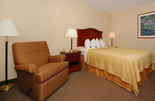 Danville Hotel | Quality Inn & Suites Danville