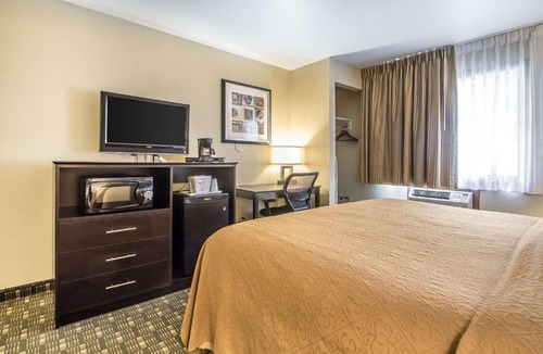 Decorah Hotel | Quality Inn & Suites Decorah