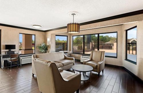 Dumas Hotel | Quality Inn & Suites Dumas
