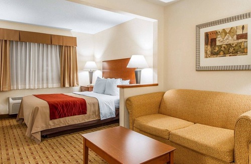 Eau Claire Hotel | Quality Inn & Suites Eau Claire University Area
