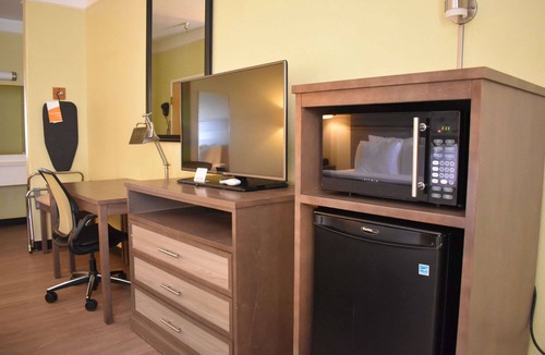 Allison Hotel | Quality Inn & Suites Gallup I-40 Exit 20