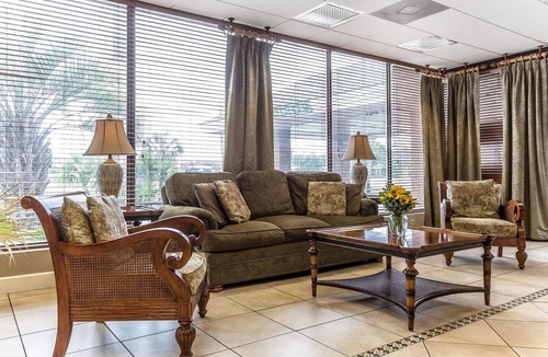 Georgetown Hotel | Quality Inn & Suites Georgetown