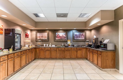 Georgetown Hotel | Quality Inn & Suites Georgetown
