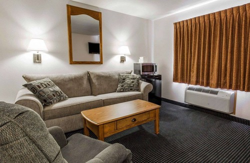 Goldendale Hotel | Quality Inn & Suites Goldendale