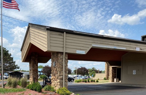 Goshen Hotel | Quality Inn & Suites Goshen