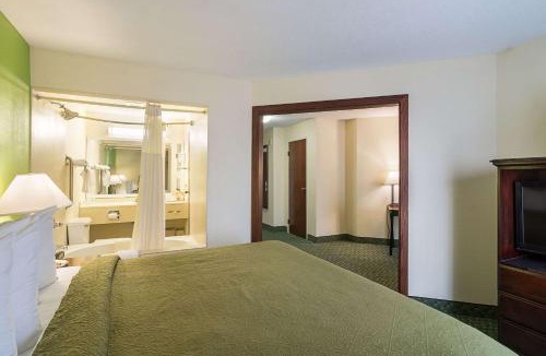 Harvey Hotel | Quality Inn & Suites Harvey - Chicago Southland