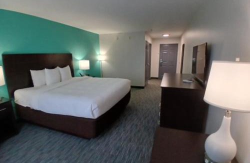 Houma Hotel | Quality Inn & Suites Houma