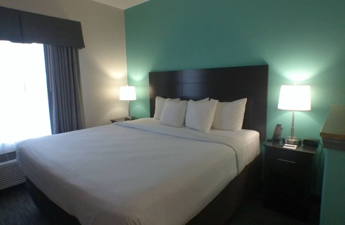 Houma Hotel | Quality Inn & Suites Houma
