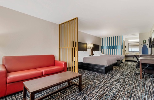 Wetmore Hotel | Quality Inn & Suites I-10 near Fiesta Texas