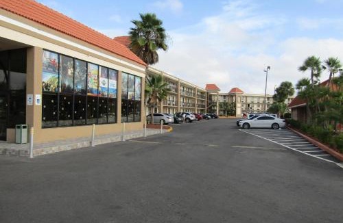 Florida Central Atlantic Coast Hotel | Quality Inn & Suites Kissimmee near Main Gate
