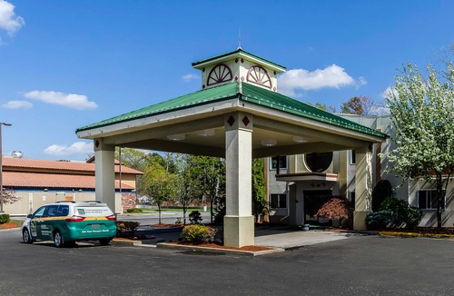 Lexington Hotel | Quality Inn & Suites Lexington