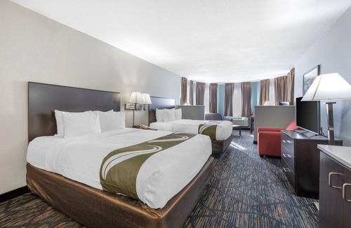 Lincoln Hotel | Quality Inn & Suites Lincoln North