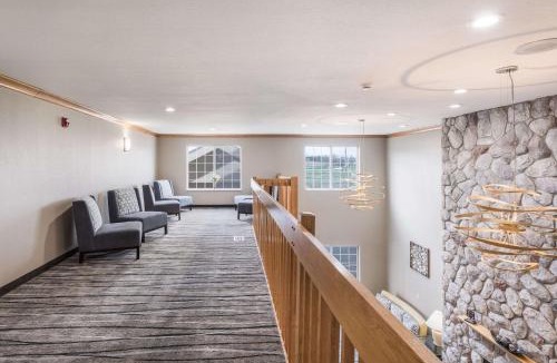 Lodi Hotel | Quality Inn & Suites Lodi I-90