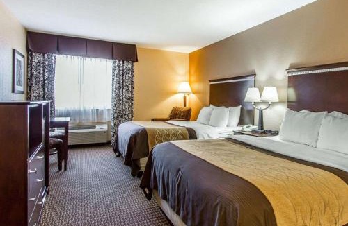 Mount Pleasant Hotel | Quality Inn & Suites Mount Pleasant