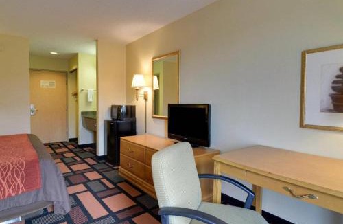 Malvern Hotel | Quality Inn & Suites Malvern