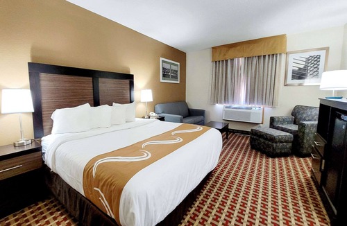 Marion Hotel | Quality Inn & Suites Marion