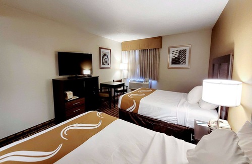 Marion Hotel | Quality Inn & Suites Marion
