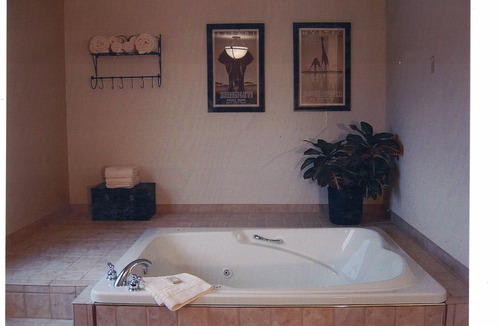 Marion Hotel | Quality Inn & Suites Marion