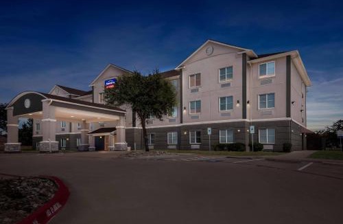 Marlin Hotel | Quality Inn & Suites - Marlin