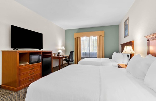 McAlester Hotel | Quality Inn & Suites McAlester on Hwy 69