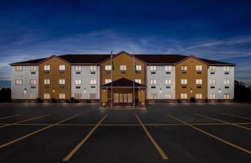 McAlester Hotel | Quality Inn & Suites McAlester on Hwy 69