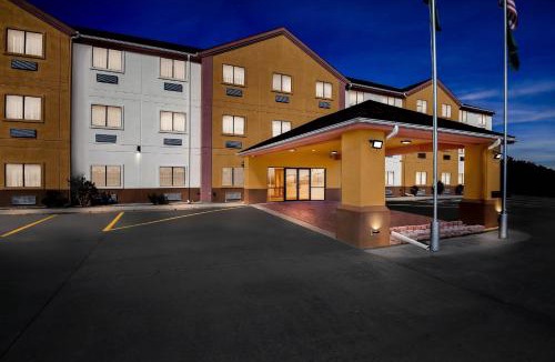 McAlester Hotel | Quality Inn & Suites McAlester on Hwy 69