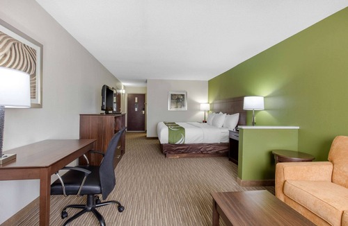 Mountain Home Hotel | Quality Inn & Suites Mountain Home North