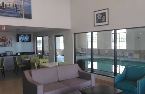 Mount Vernon Hotel | Quality Inn & Suites Mount Vernon