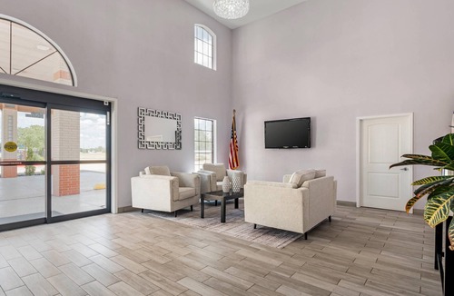 New Boston Hotel | Quality Inn & Suites New Boston - Texarkana West