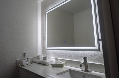 Northampton Hotel | Quality Inn & Suites Northampton - Amherst