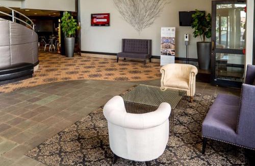 Orland Hills Hotel | Quality Inn & Suites Orland Park - Chicago