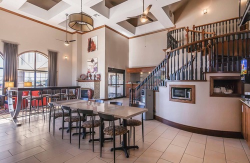 Owasso Hotel | Quality Inn & Suites Owasso US-169