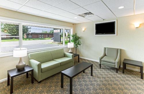 Plattsburgh Hotel | Quality Inn & Suites Plattsburgh