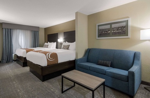 Roanoke Hotel | Quality Inn & Suites Roanoke - Fort Worth North