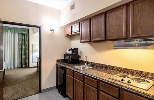Robstown Hotel | Quality Inn & Suites Robstown