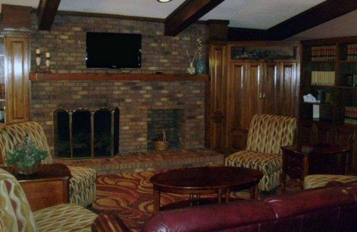 Searcy Hotel | Quality Inn & Suites Searcy I-57