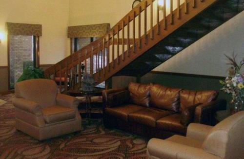Searcy Hotel | Quality Inn & Suites Searcy I-57