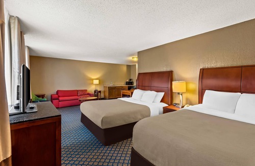 Seville Hotel | Quality Inn & Suites Seville