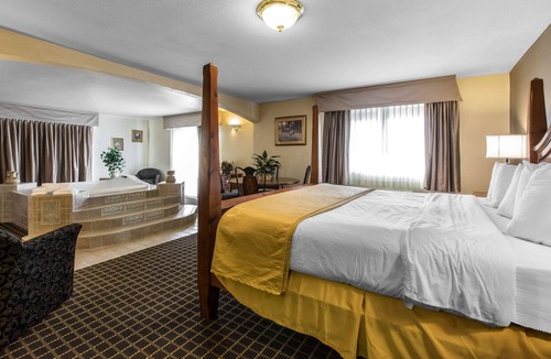 Silverthorne Hotel | Quality Inn & Suites Silverthorne - Copper Mountain