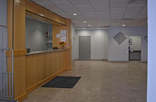 East Syracuse Hotel | Quality Inn & Suites Syracuse - Carrier Circle