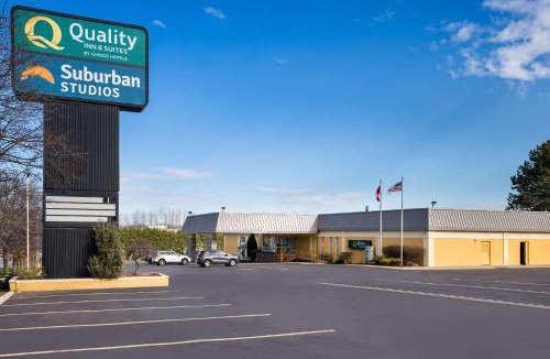 Lindbergh Lawns Hotel | Quality Inn & Suites Syracuse Fairgrounds