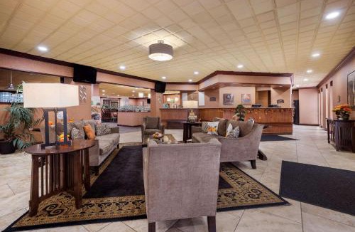 Lindbergh Lawns Hotel | Quality Inn & Suites Syracuse Fairgrounds