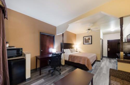 Terrell Hotel | Quality Inn & Suites Terrell