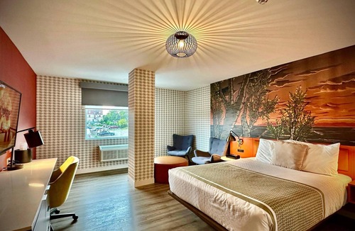 Thunder Bay Hotel | Quality Inn & Suites Thunder Bay Downtown