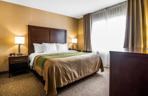 Towanda Hotel | Quality Inn & Suites Towanda