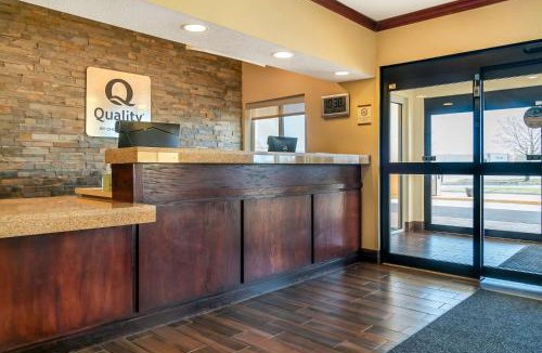 Bay City Hotel | Quality Inn & Suites