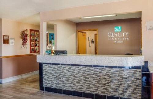 Prairie Du Chien Hotel | Quality Inn & Suites Prairie Du Chien