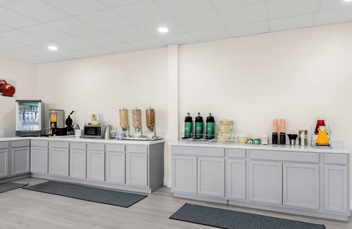 Wytheville Hotel | Quality Inn & Suites