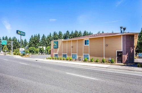 Pleasant Valley Hotel | Quality Inn & Suites Vancouver North