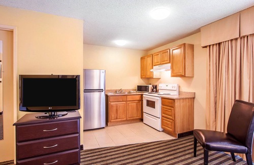 Hazel Dell South Hotel | Quality Inn & Suites Vancouver - Hazel Dell